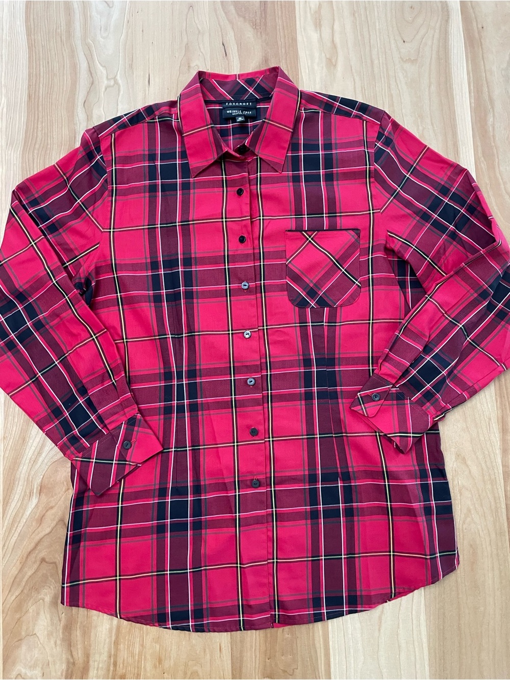 Foxcroft Women’s 14 Wrinkle Free Shaped Fit Red Plaid Tartan Button Up Shirt